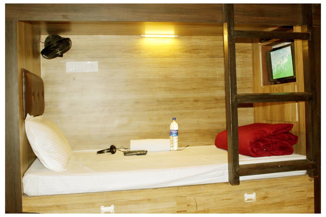 Hilal Dormitory Мумбаи Экстерьер фото