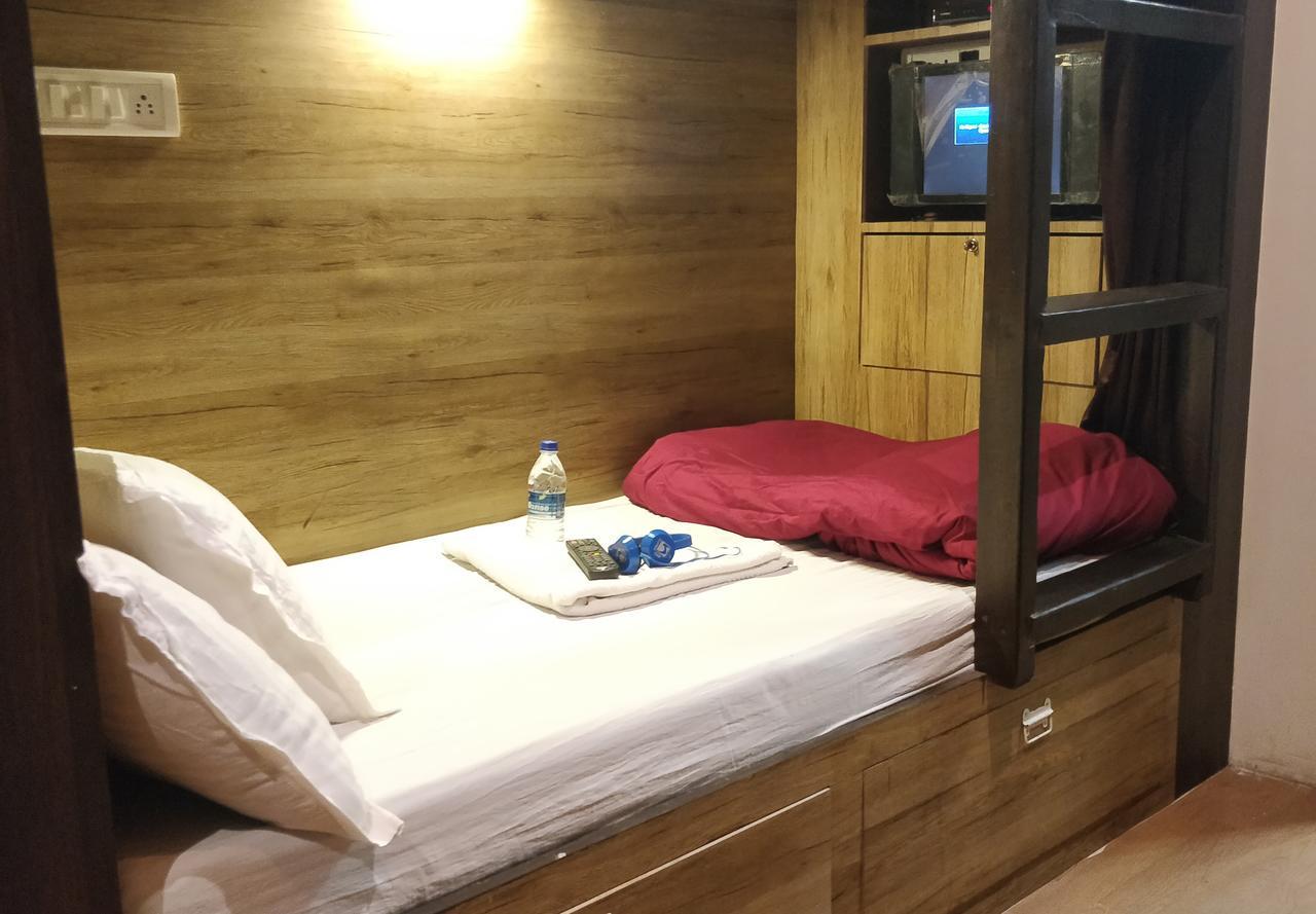 Hilal Dormitory Мумбаи Экстерьер фото